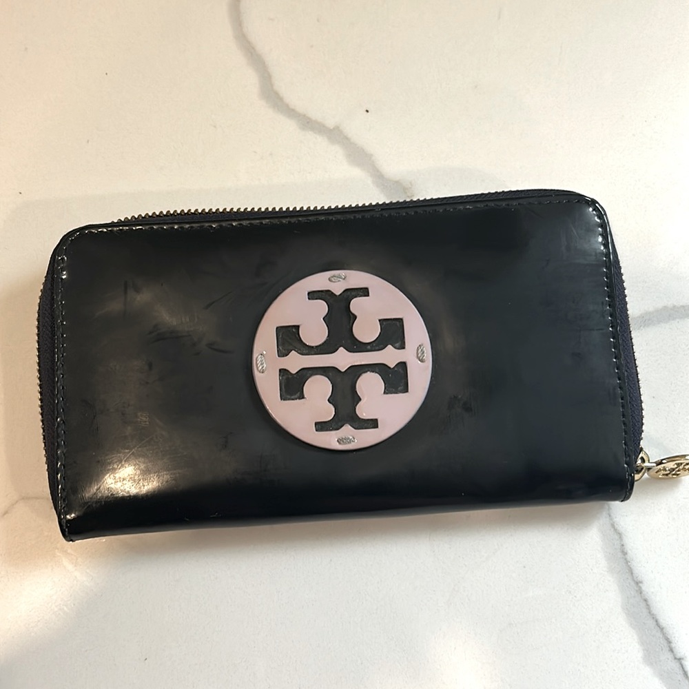 Tory Burch Patent Leather Continental Purple Wallet